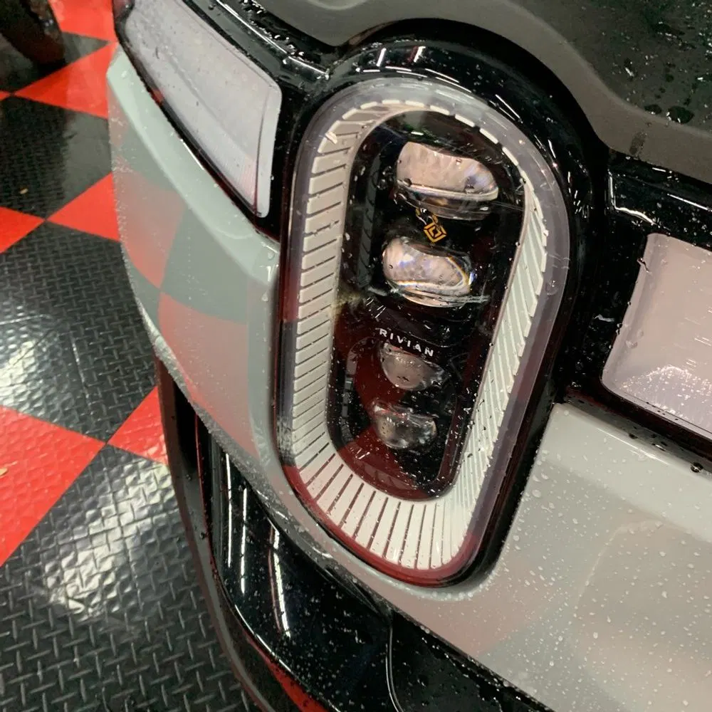 2022 Rivian R1T Adventure