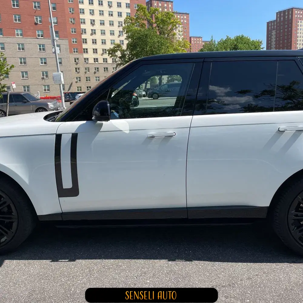 2023 Land Rover Range Rover P530 SE