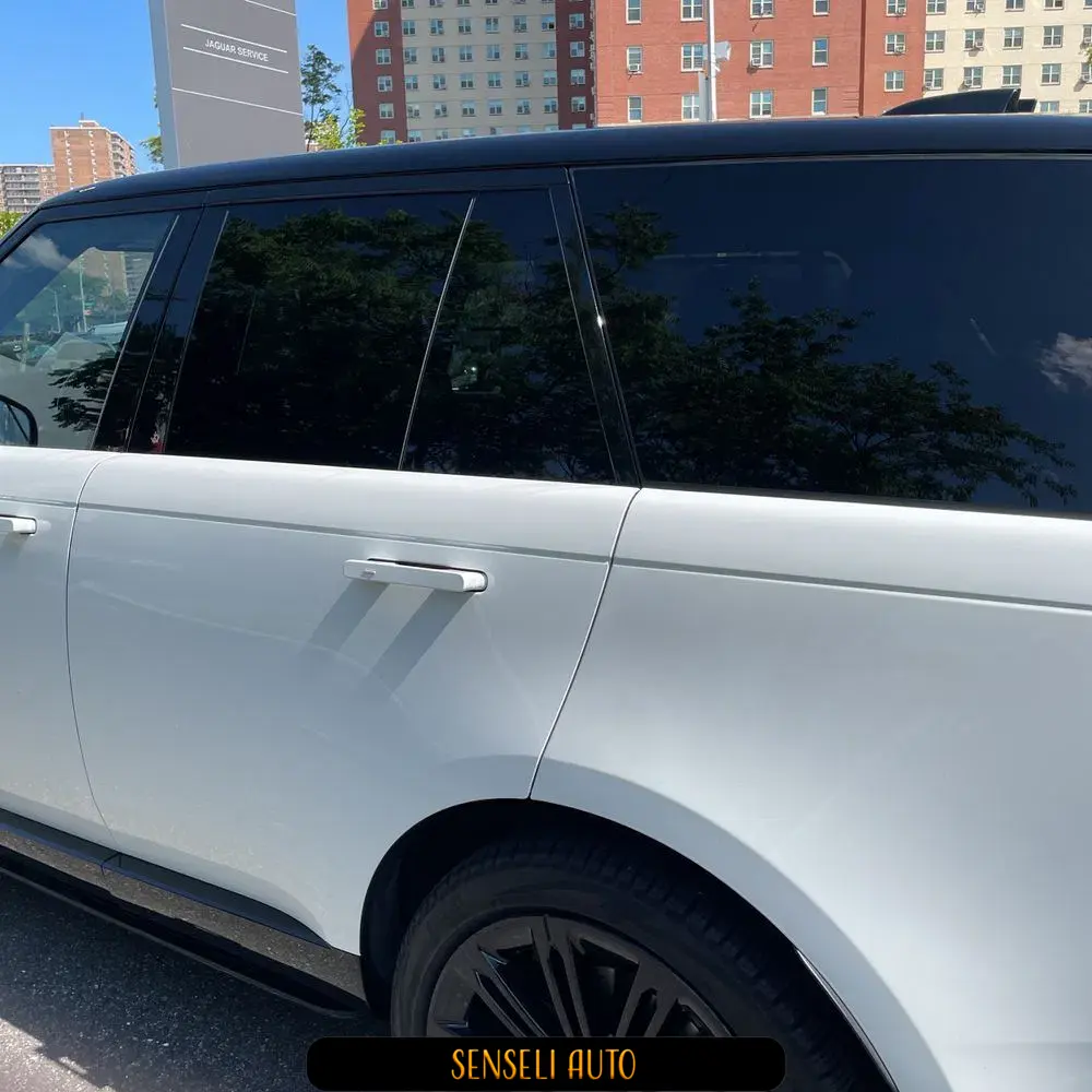 2023 Land Rover Range Rover P530 SE