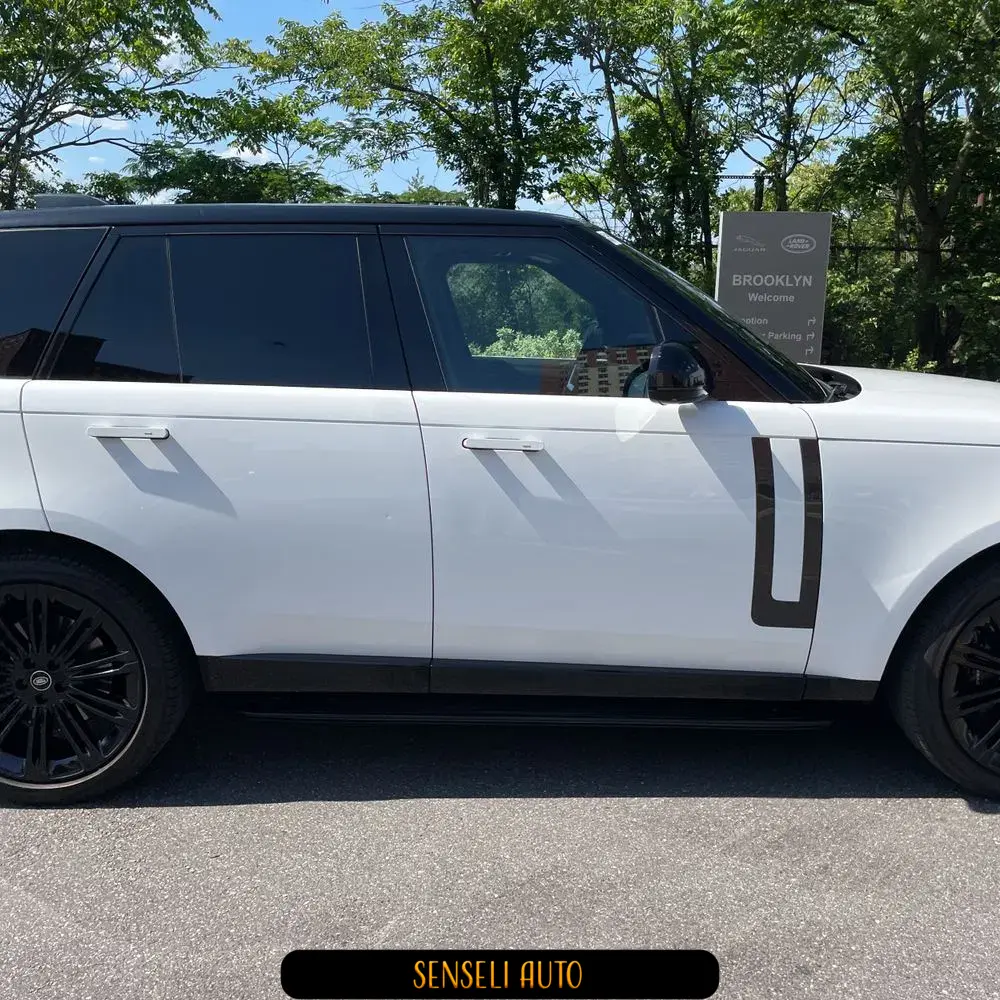 2023 Land Rover Range Rover P530 SE