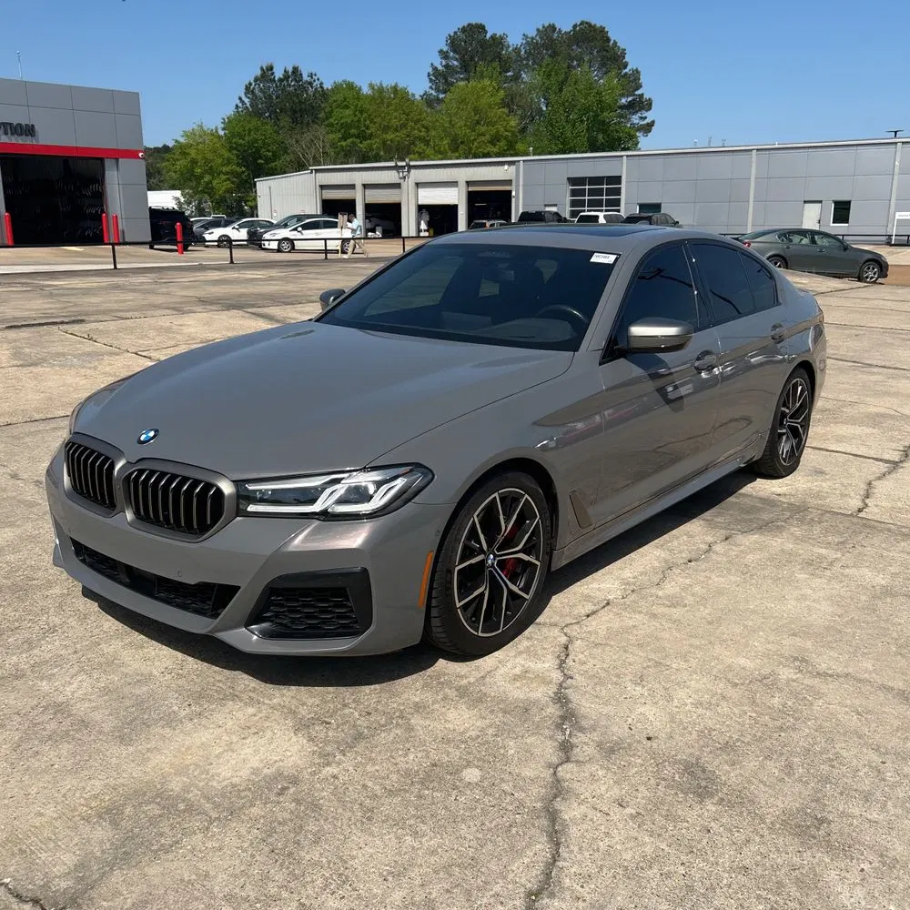 2022 BMW 5-Series M550xi