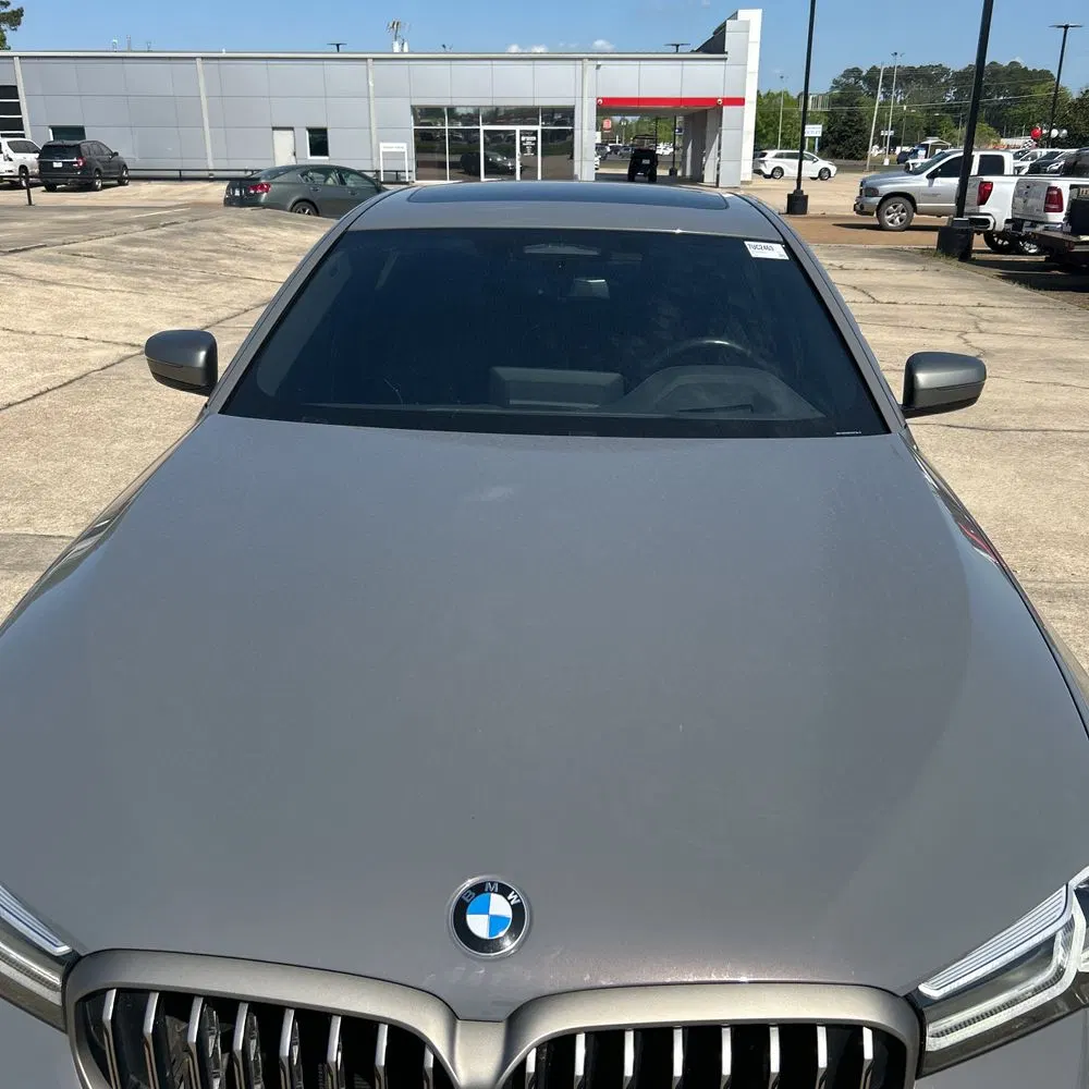 2022 BMW 5-Series M550xi