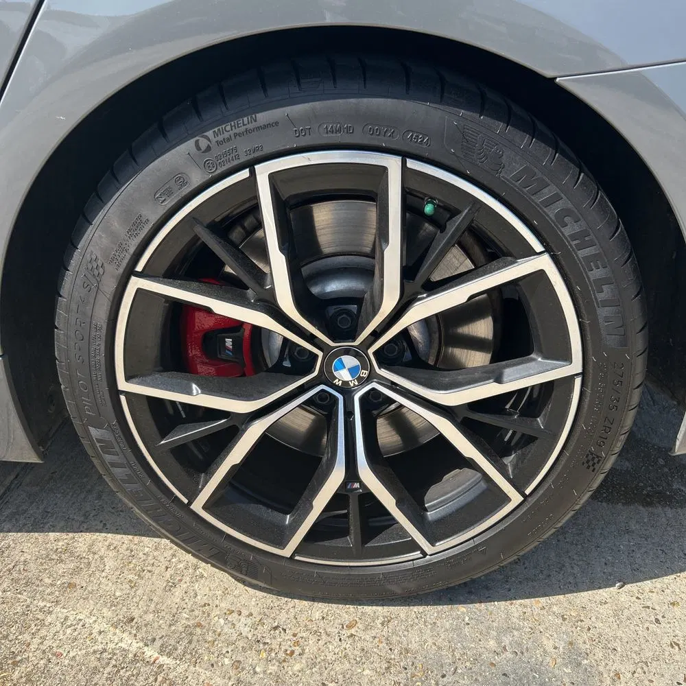 2022 BMW 5-Series M550xi