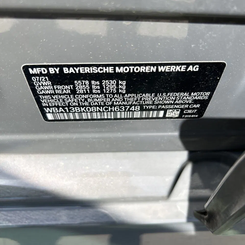 2022 BMW 5-Series M550xi