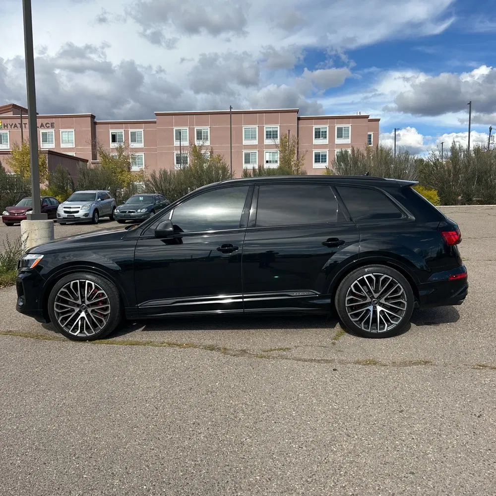 2025 Audi SQ7 Prestige