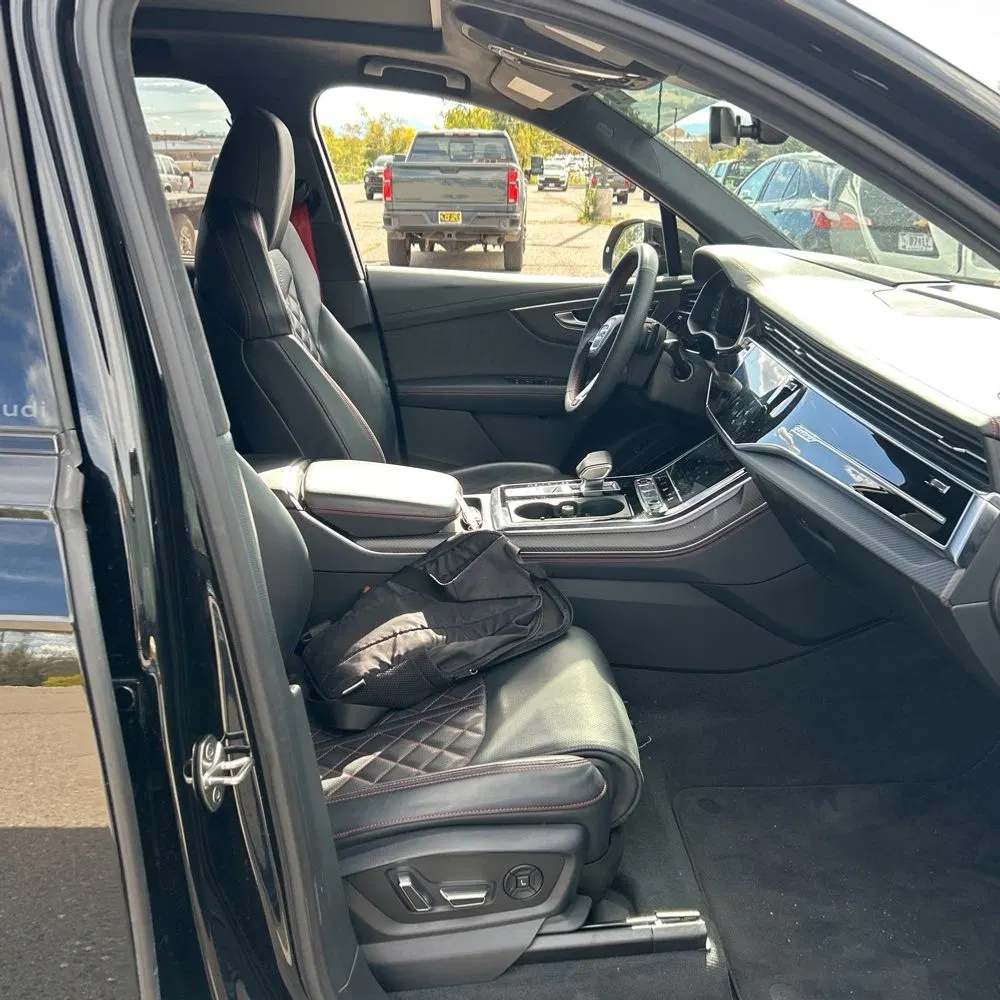 2025 Audi SQ7 Prestige