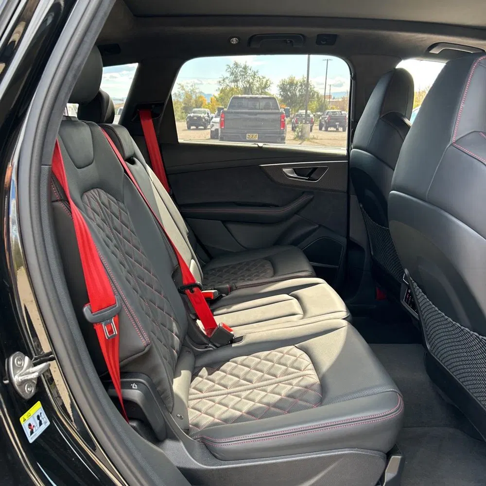 2025 Audi SQ7 Prestige