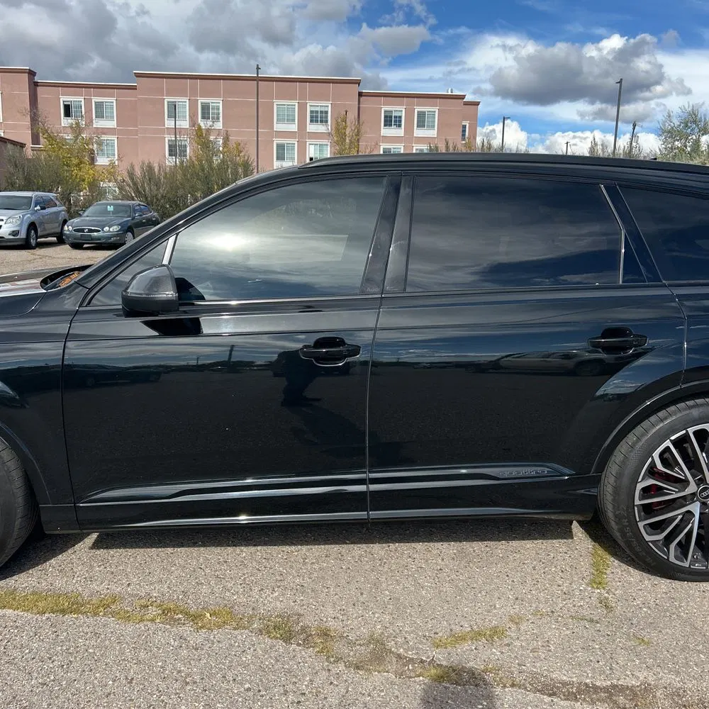 2025 Audi SQ7 Prestige