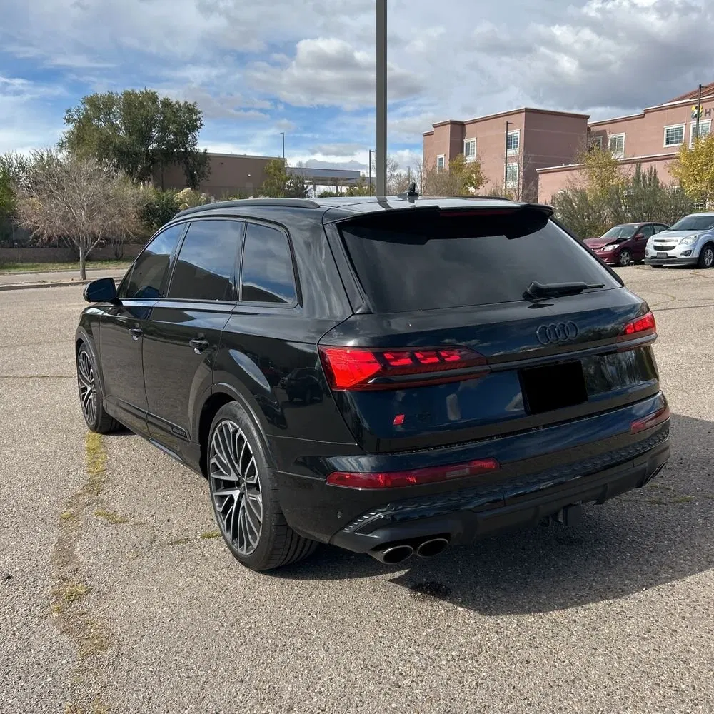 2025 Audi SQ7 Prestige