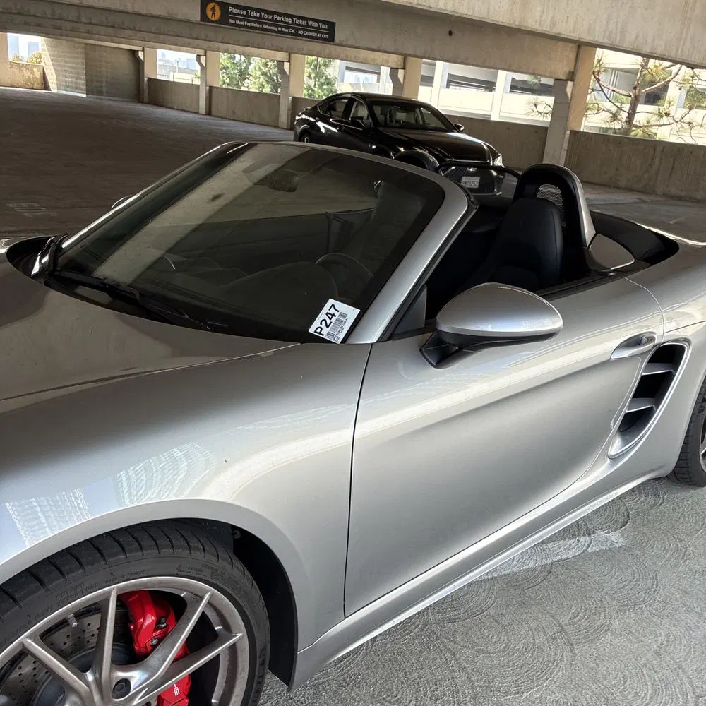 2024 Porsche 718 Boxster S