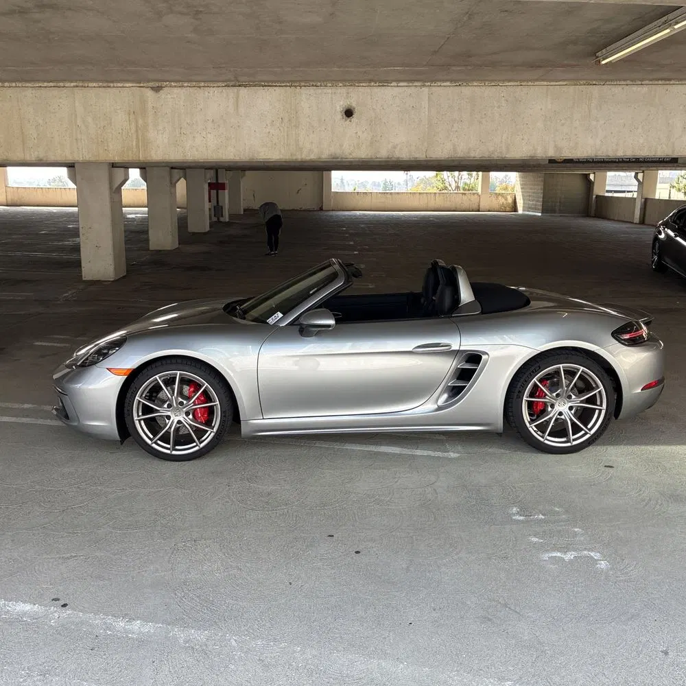 2024 Porsche 718 Boxster S
