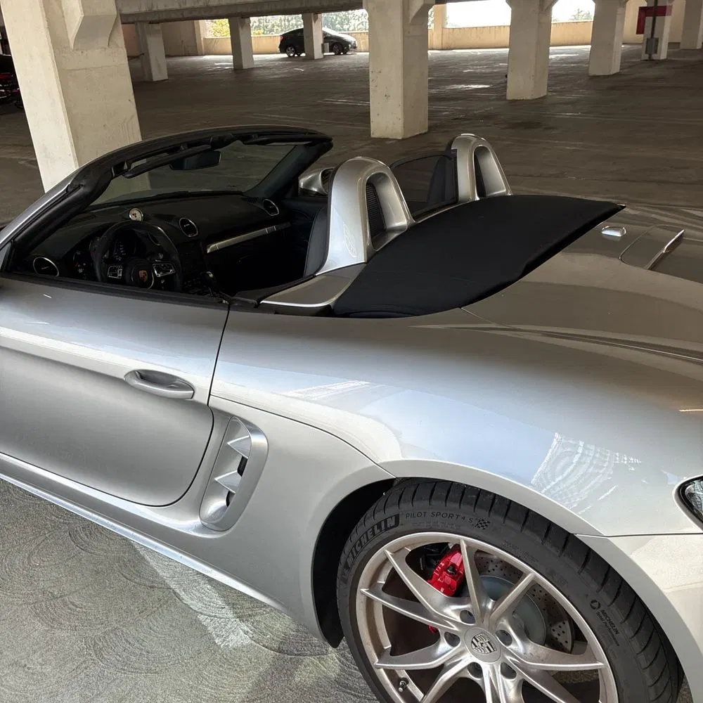 2024 Porsche 718 Boxster S