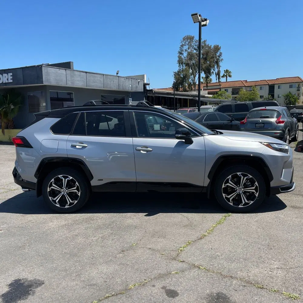2025 Toyota RAV4 Plug-in Hybrid XSE