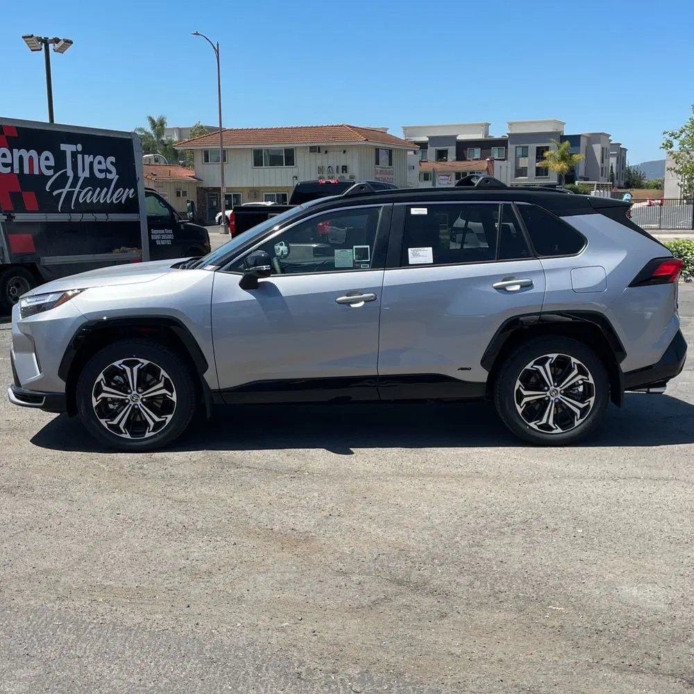 2025 Toyota RAV4 Plug-in Hybrid XSE