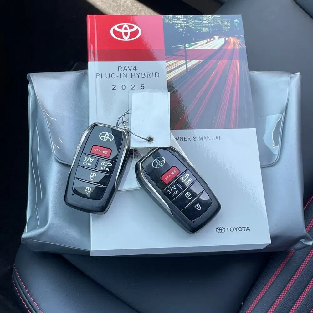 2025 Toyota RAV4 Plug-in Hybrid XSE