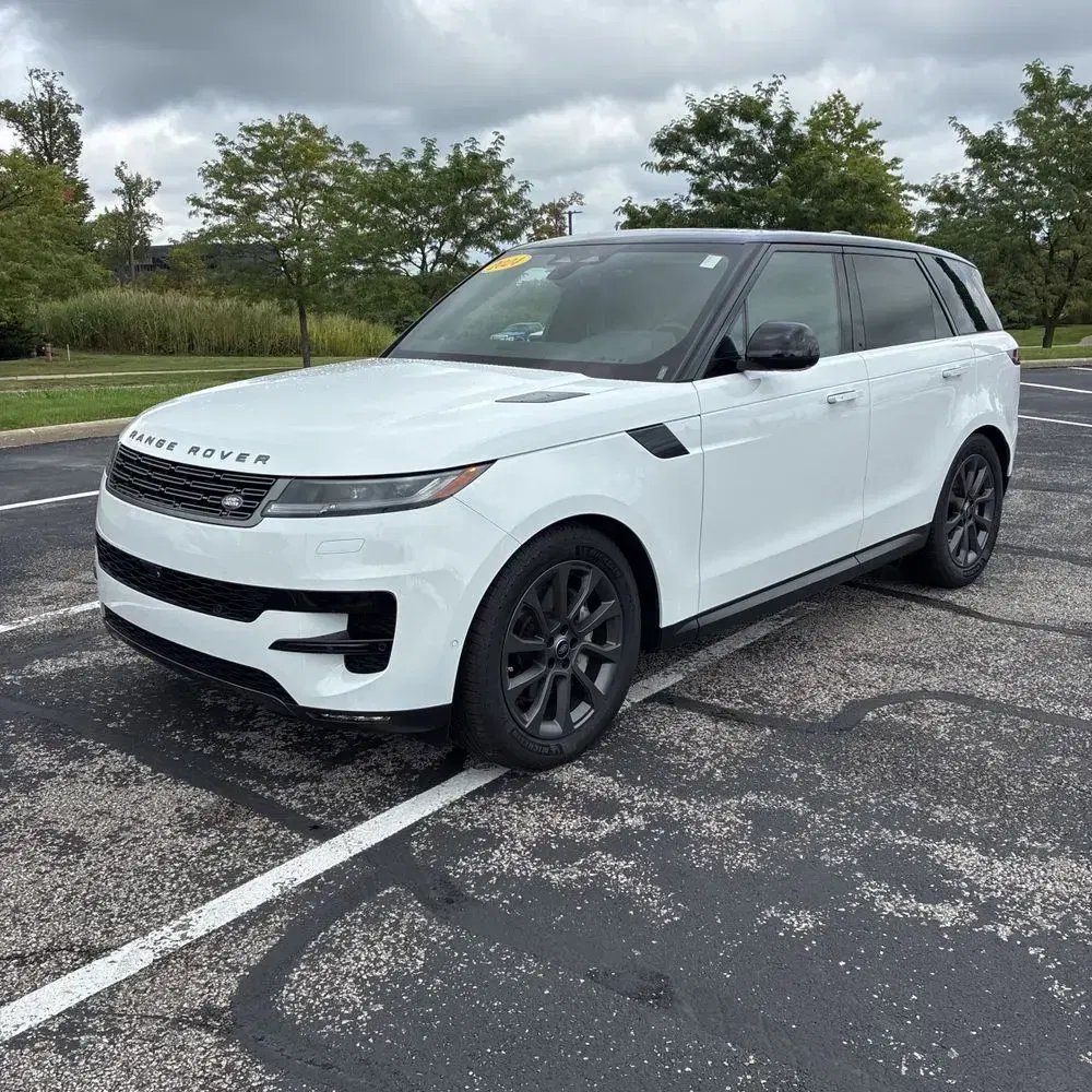 2024 Land Rover Range Rover Sport P360 SE