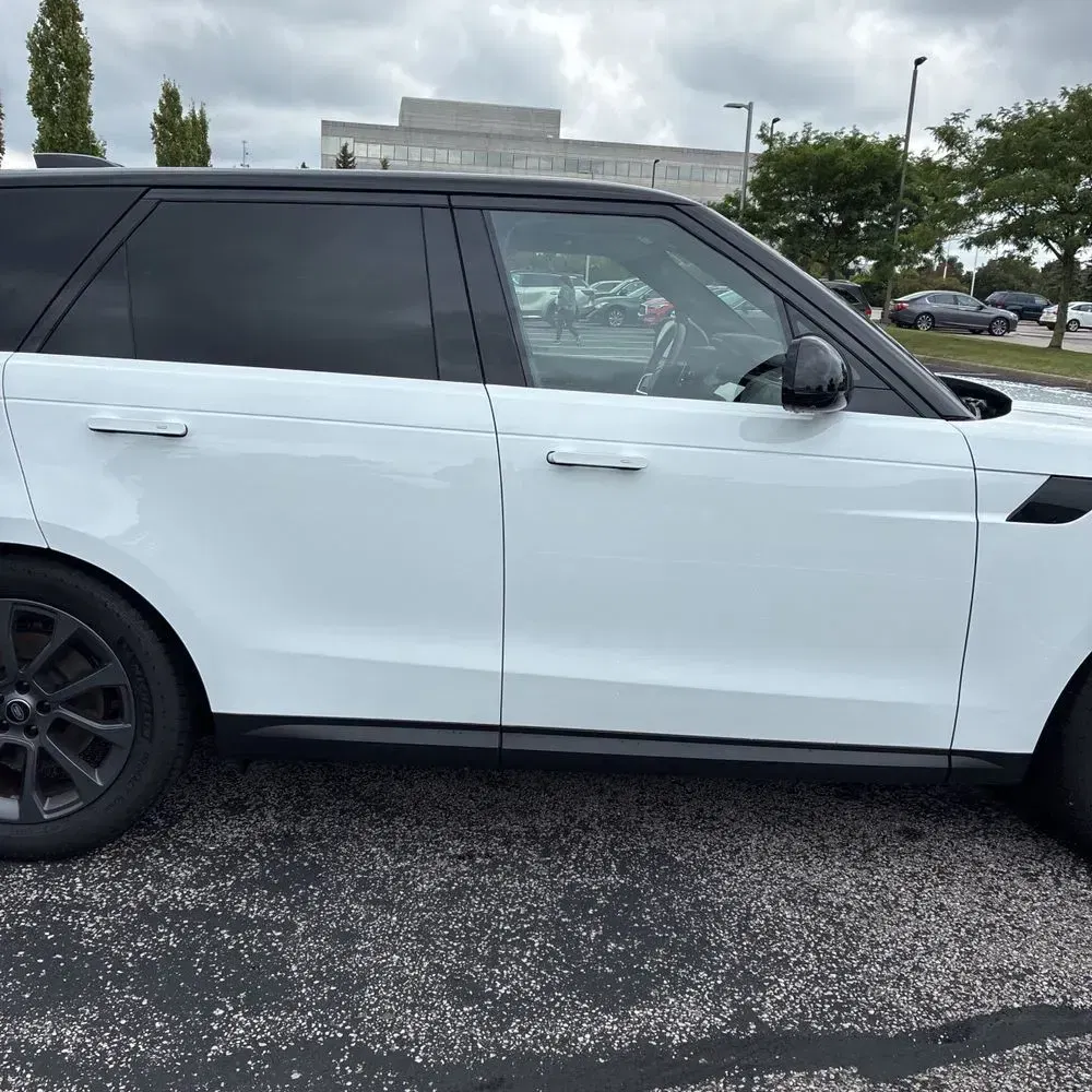 2024 Land Rover Range Rover Sport P360 SE