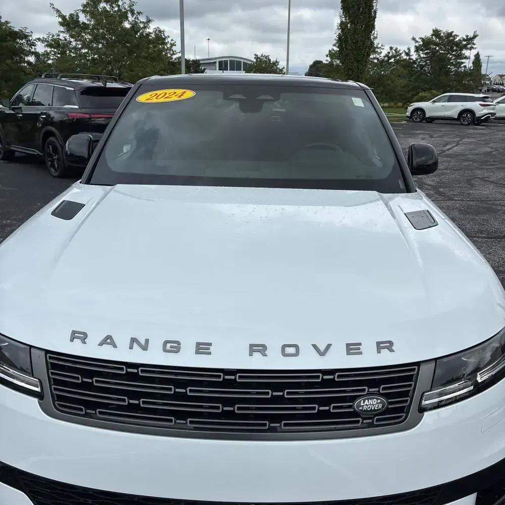 2024 Land Rover Range Rover Sport P360 SE