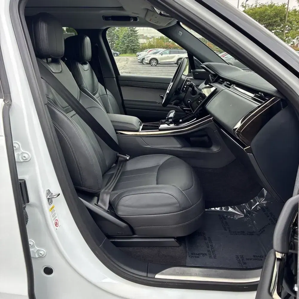 2024 Land Rover Range Rover Sport P360 SE
