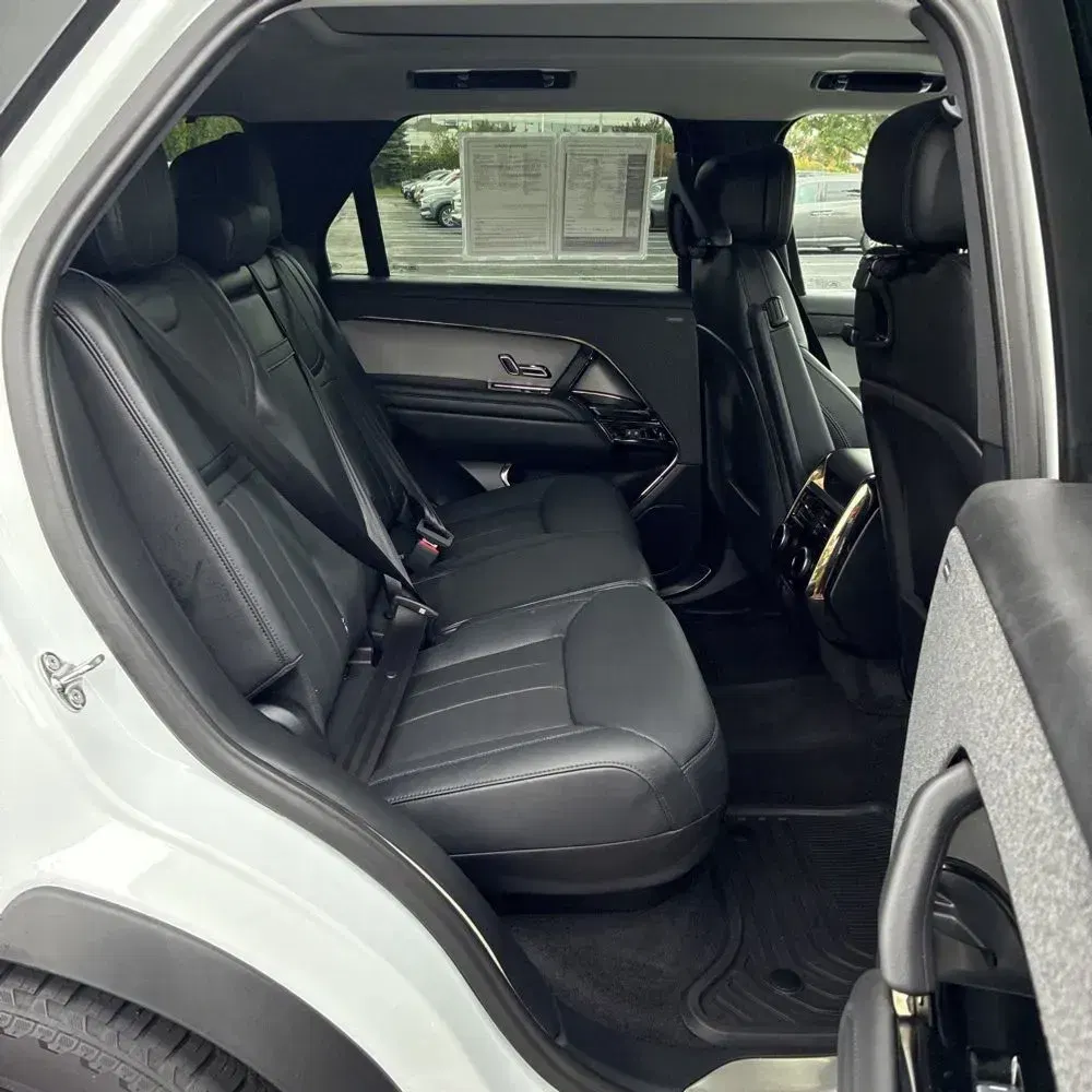 2024 Land Rover Range Rover Sport P360 SE
