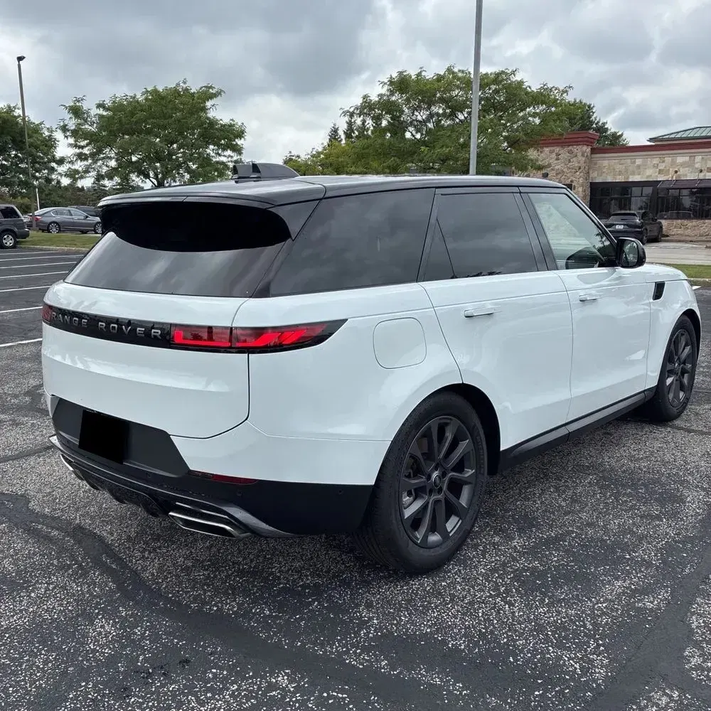 2024 Land Rover Range Rover Sport P360 SE
