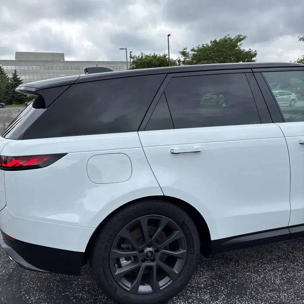 2024 Land Rover Range Rover Sport P360 SE