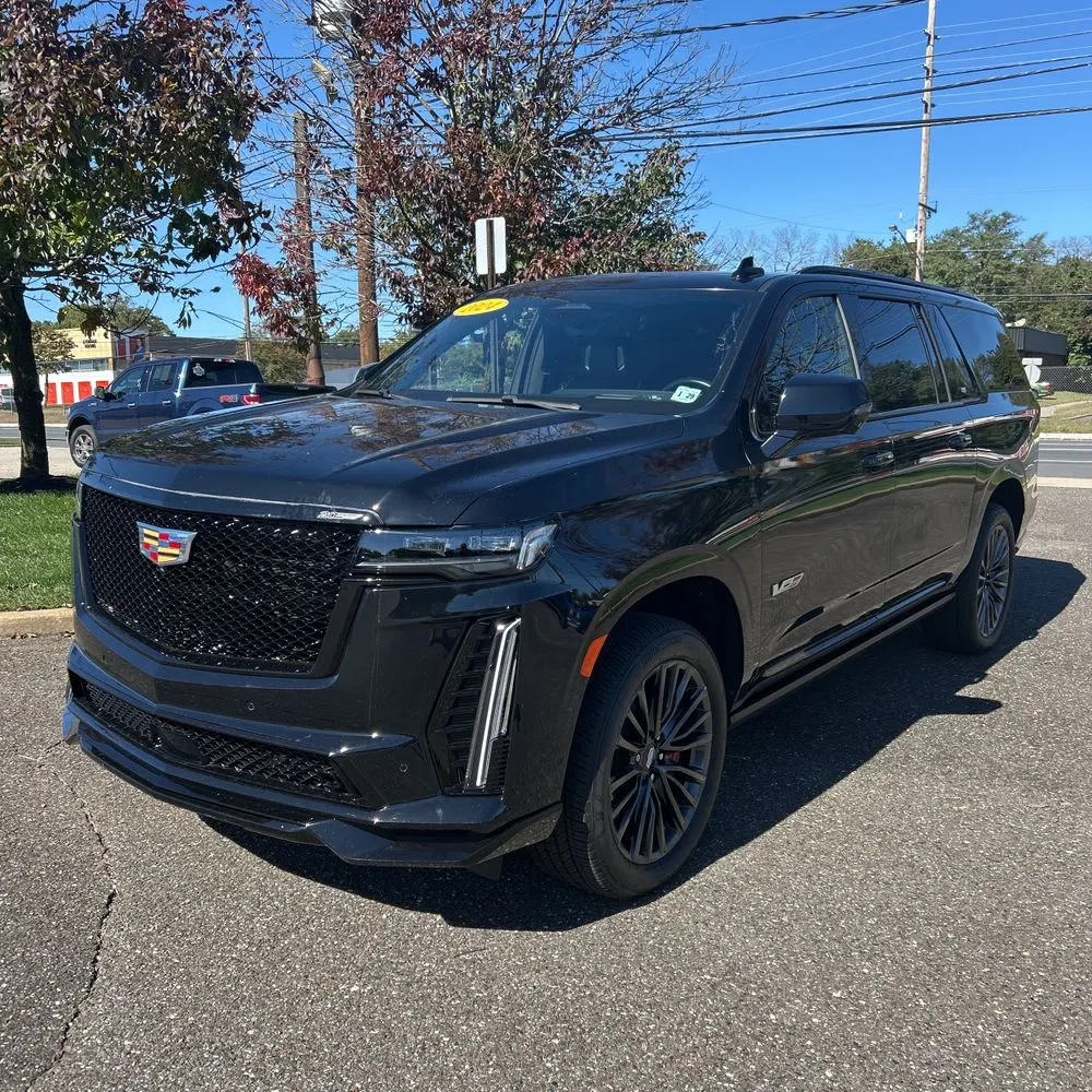 2024 Cadillac Escalade-V ESV Base