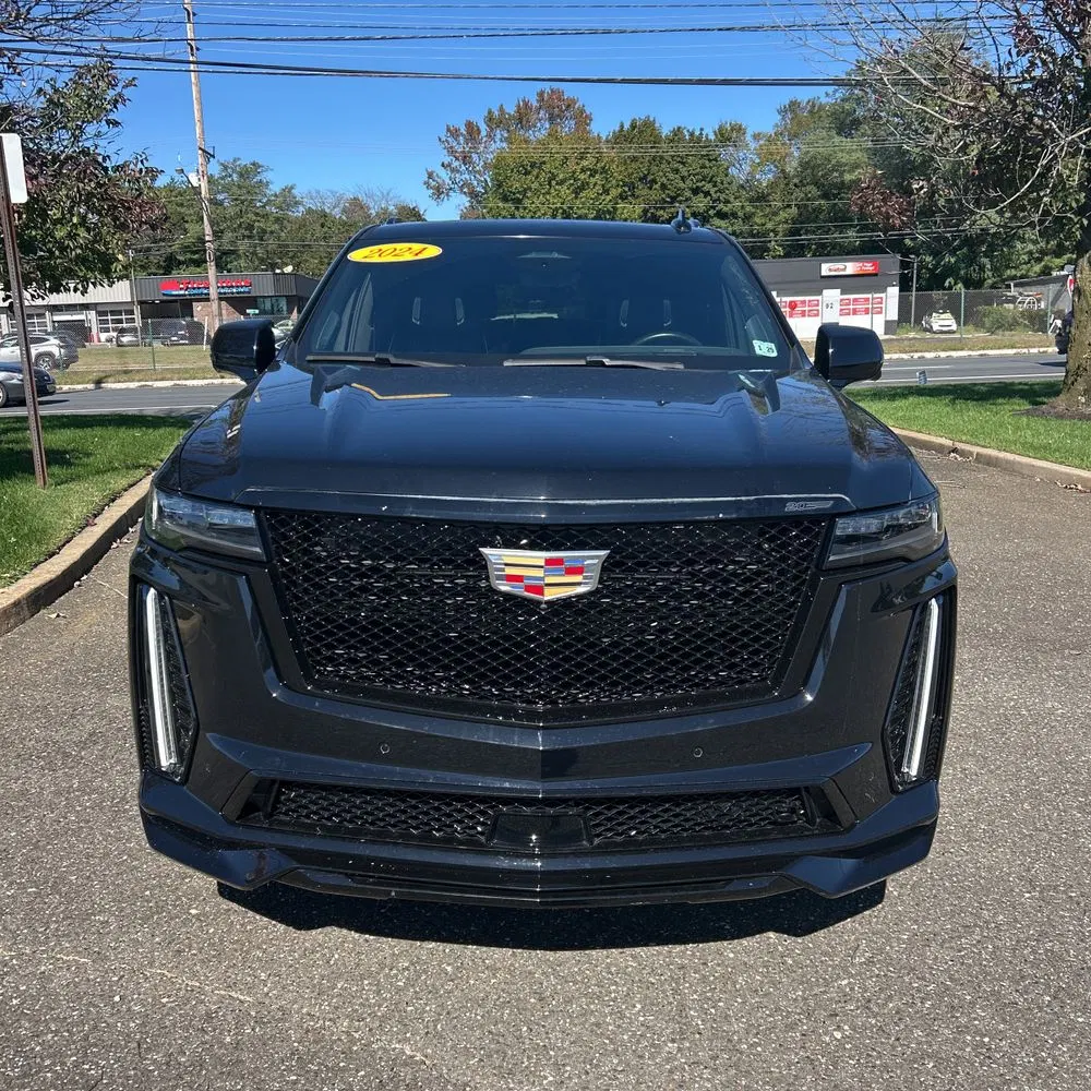 2024 Cadillac Escalade-V ESV Base