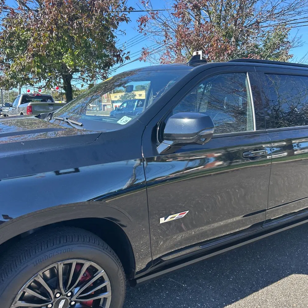 2024 Cadillac Escalade-V ESV Base