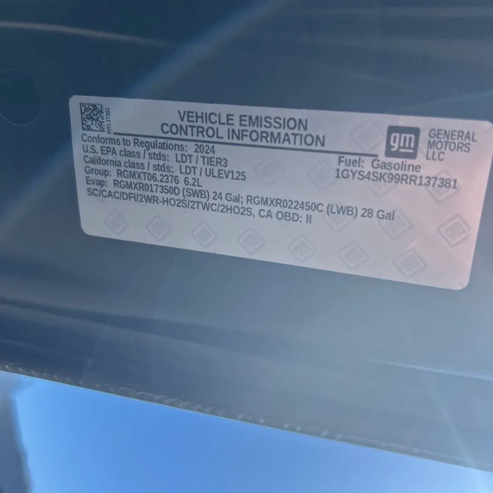 2024 Cadillac Escalade-V ESV Base
