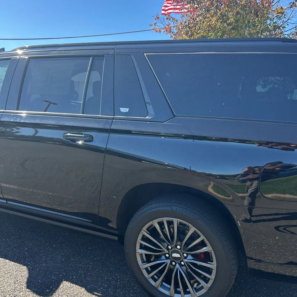 2024 Cadillac Escalade-V ESV Base