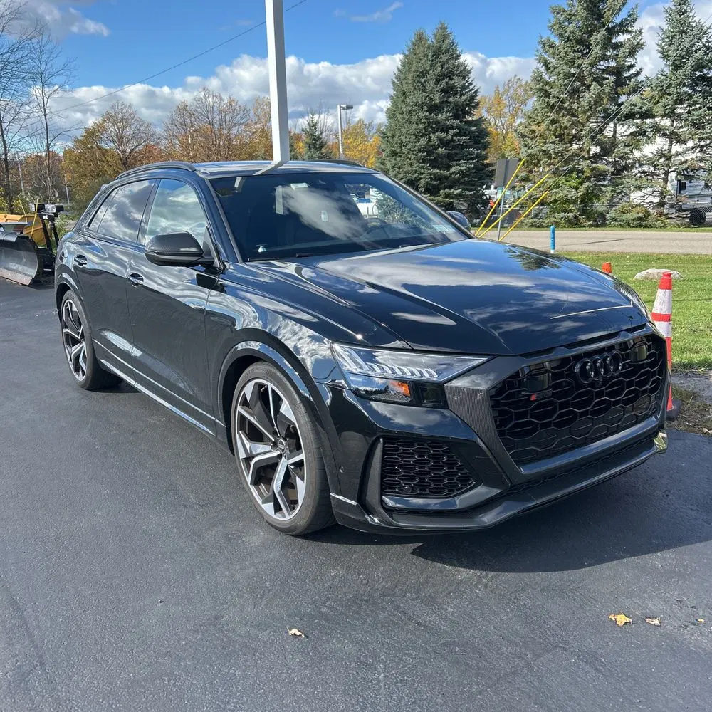 2024 Audi RS Q8 Base