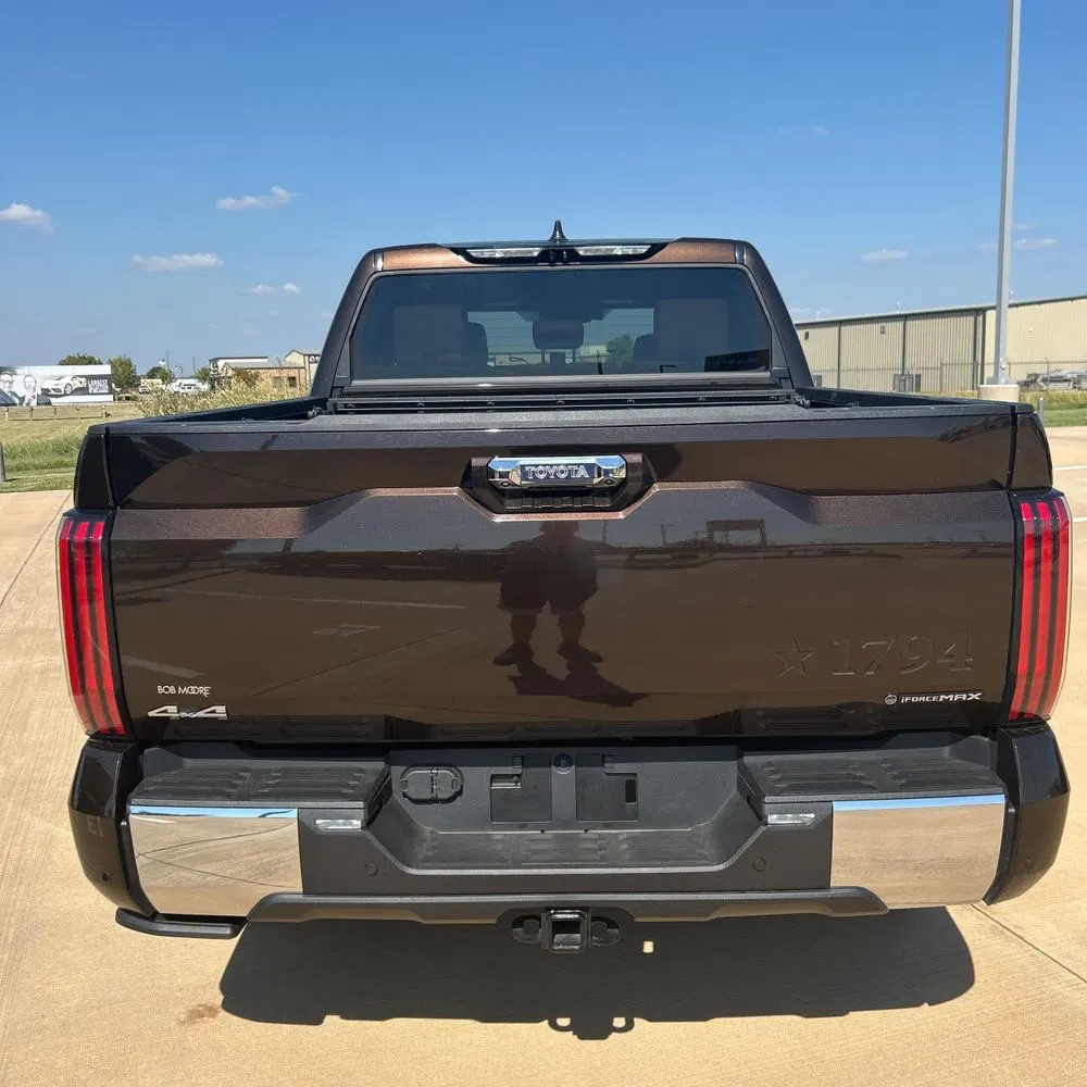 2025 Toyota Tundra 1794 Edition HV