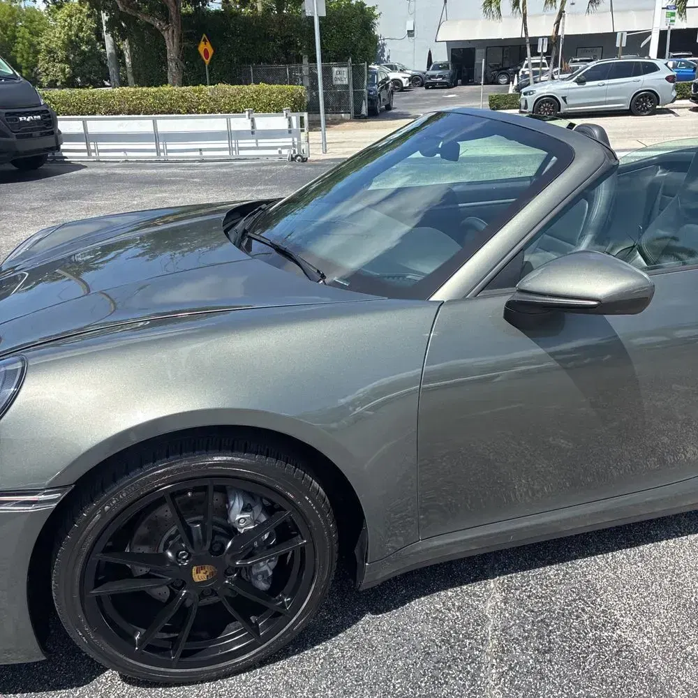 2020 Porsche 911 Carrera Cabriolet
