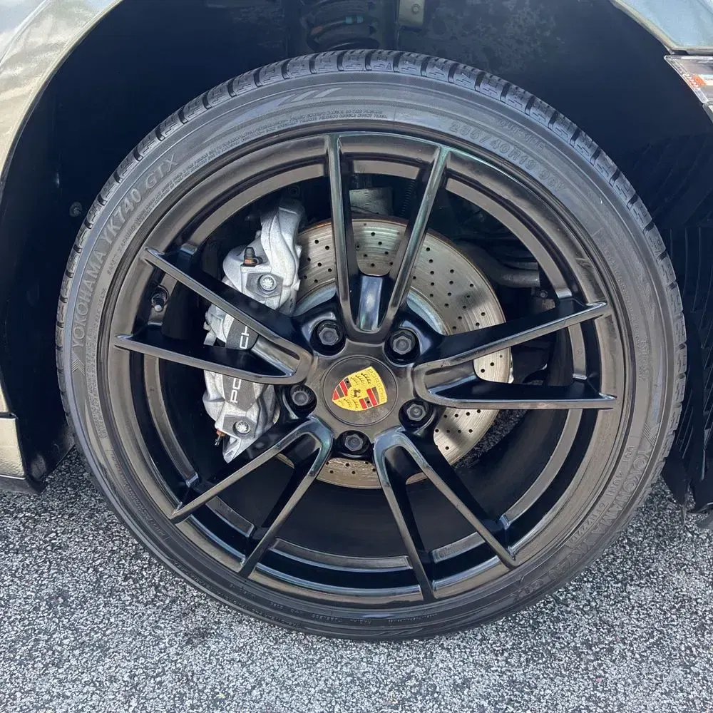 2020 Porsche 911 Carrera Cabriolet