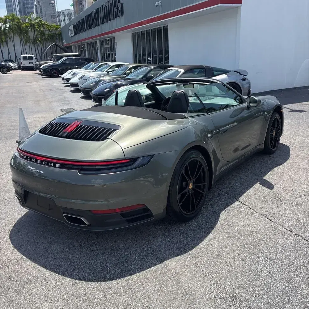 2020 Porsche 911 Carrera Cabriolet