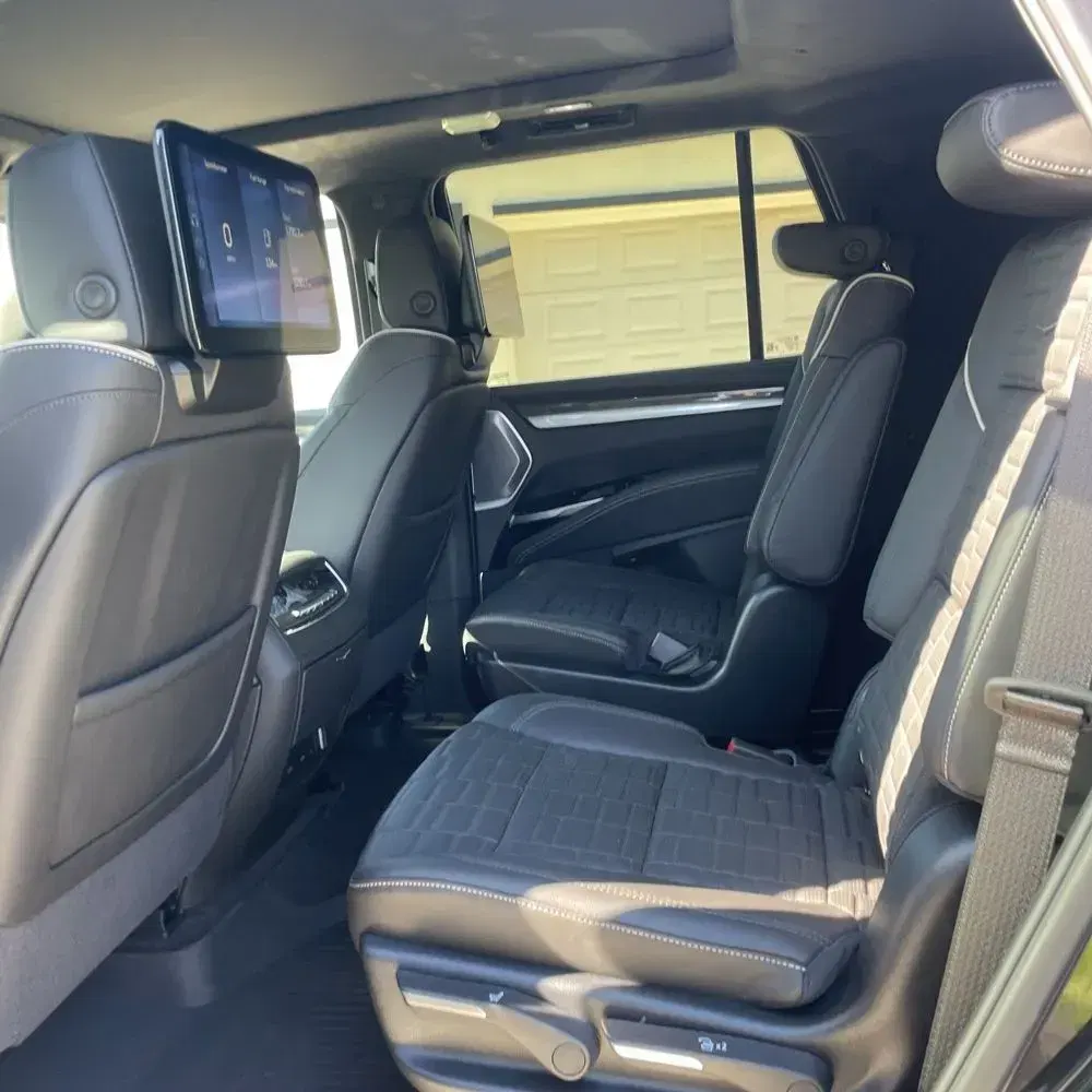 2025 Cadillac Escalade-V Base