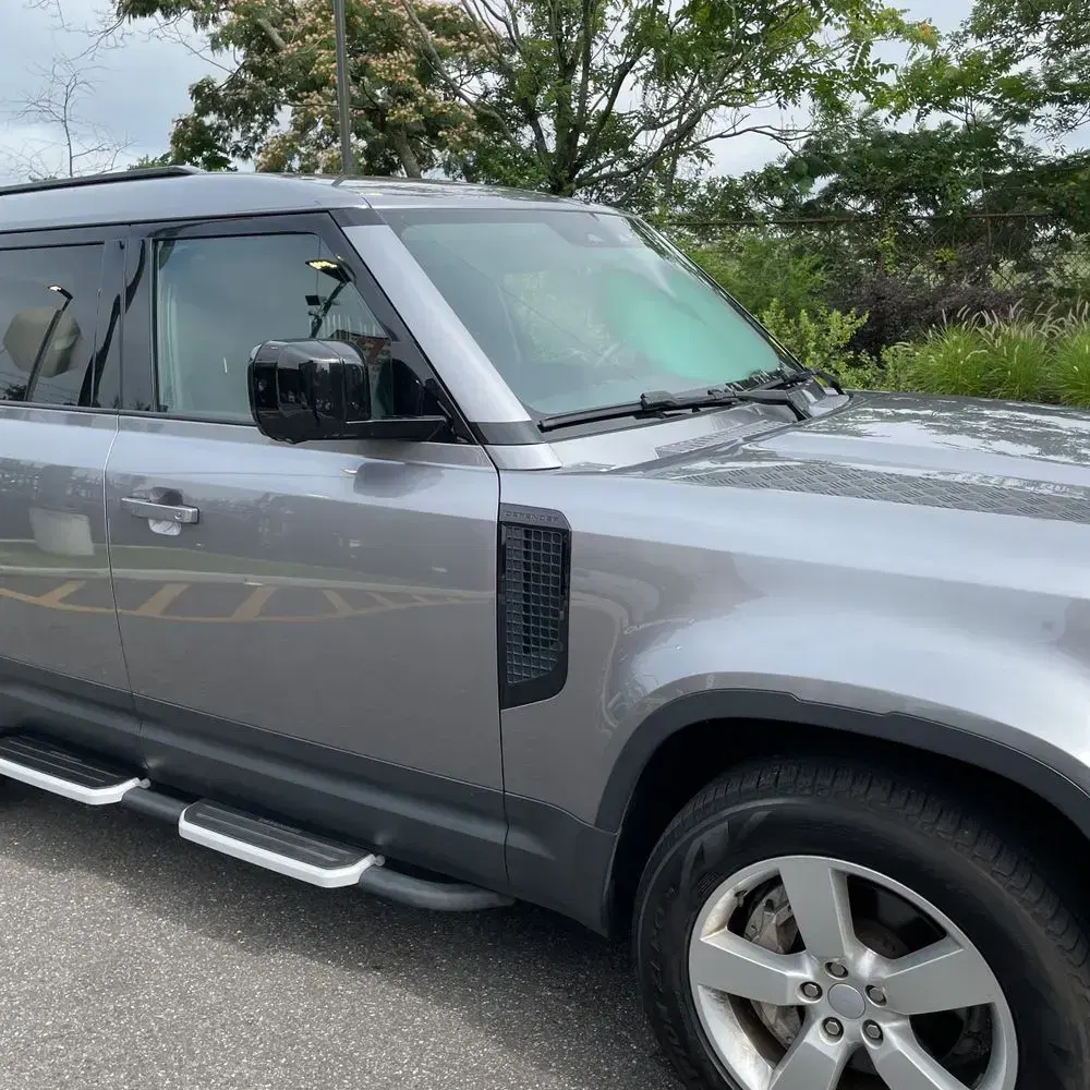 2024 Land Rover Defender 110 P400 S