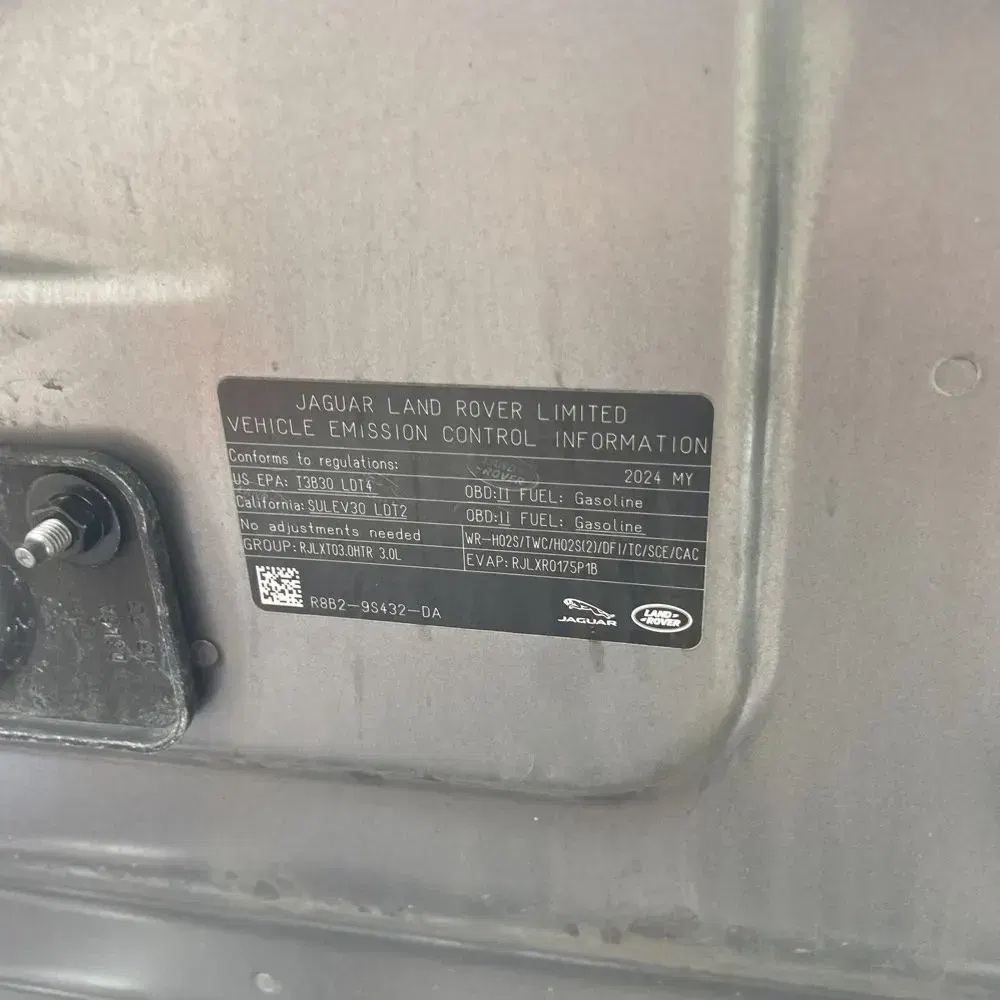 2024 Land Rover Defender 110 P400 S