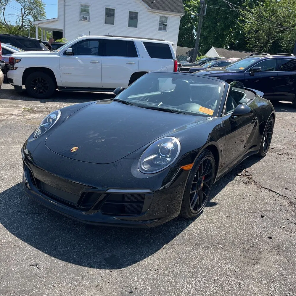2019 Porsche 911 Carrera 4 GTS