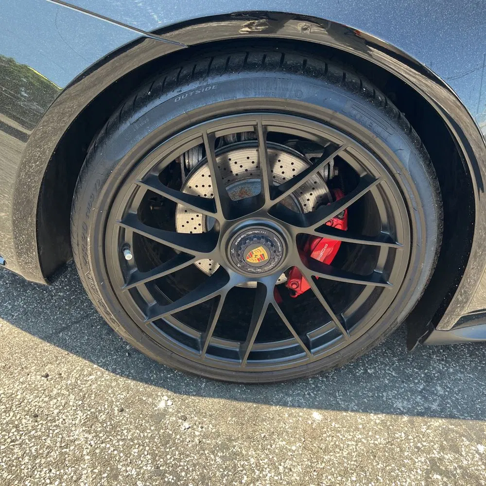 2019 Porsche 911 Carrera 4 GTS