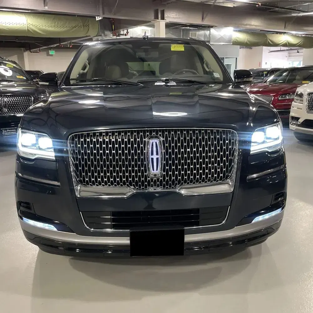 2022 Lincoln Navigator L Reserve