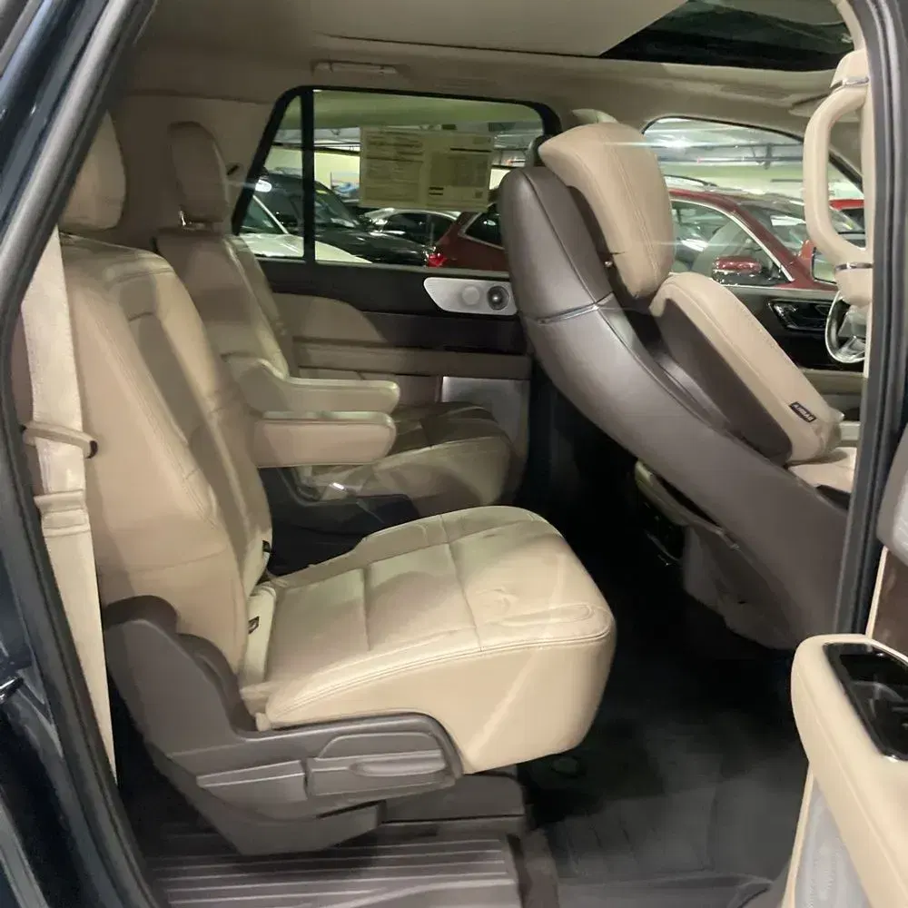 2022 Lincoln Navigator L Reserve