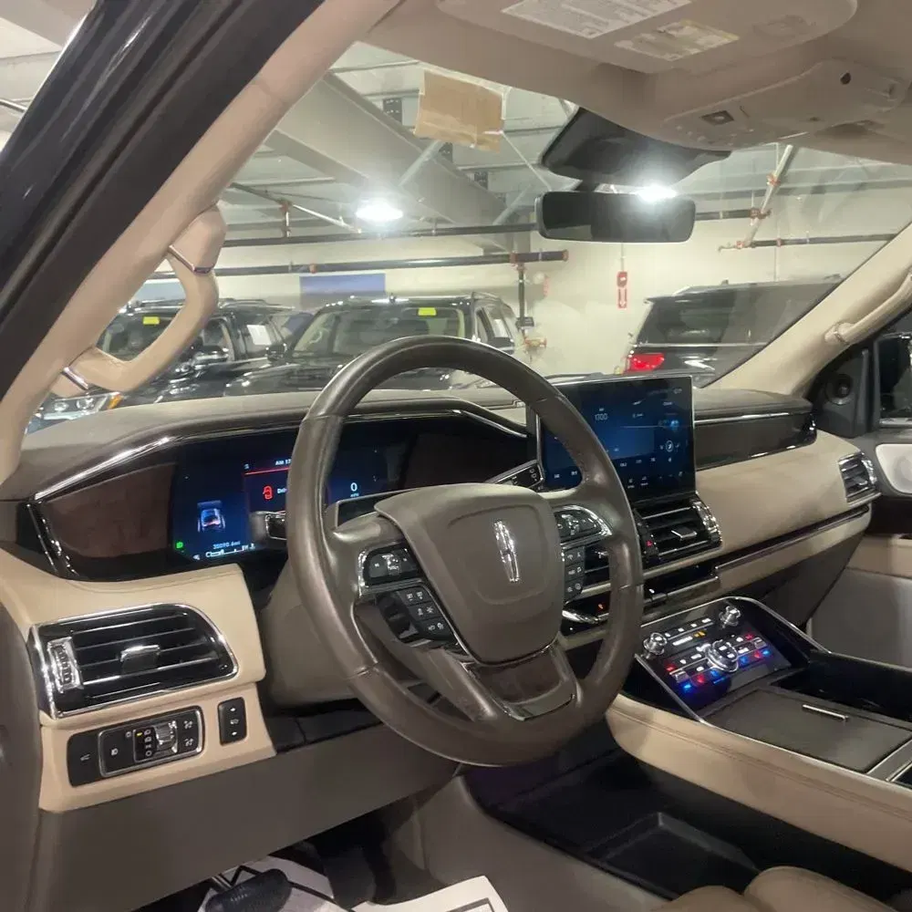 2022 Lincoln Navigator L Reserve