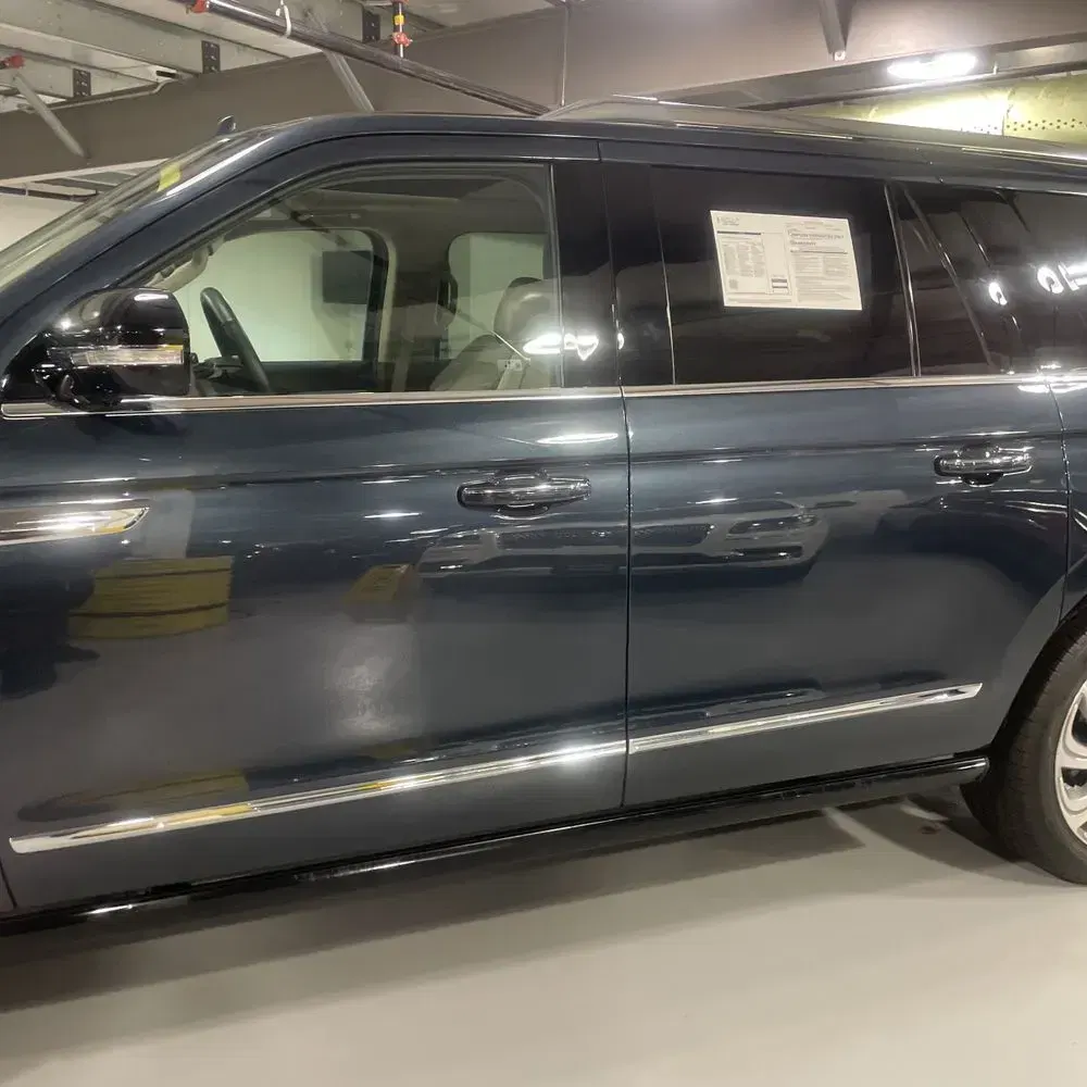 2022 Lincoln Navigator L Reserve