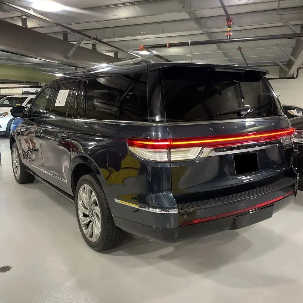 2022 Lincoln Navigator L Reserve