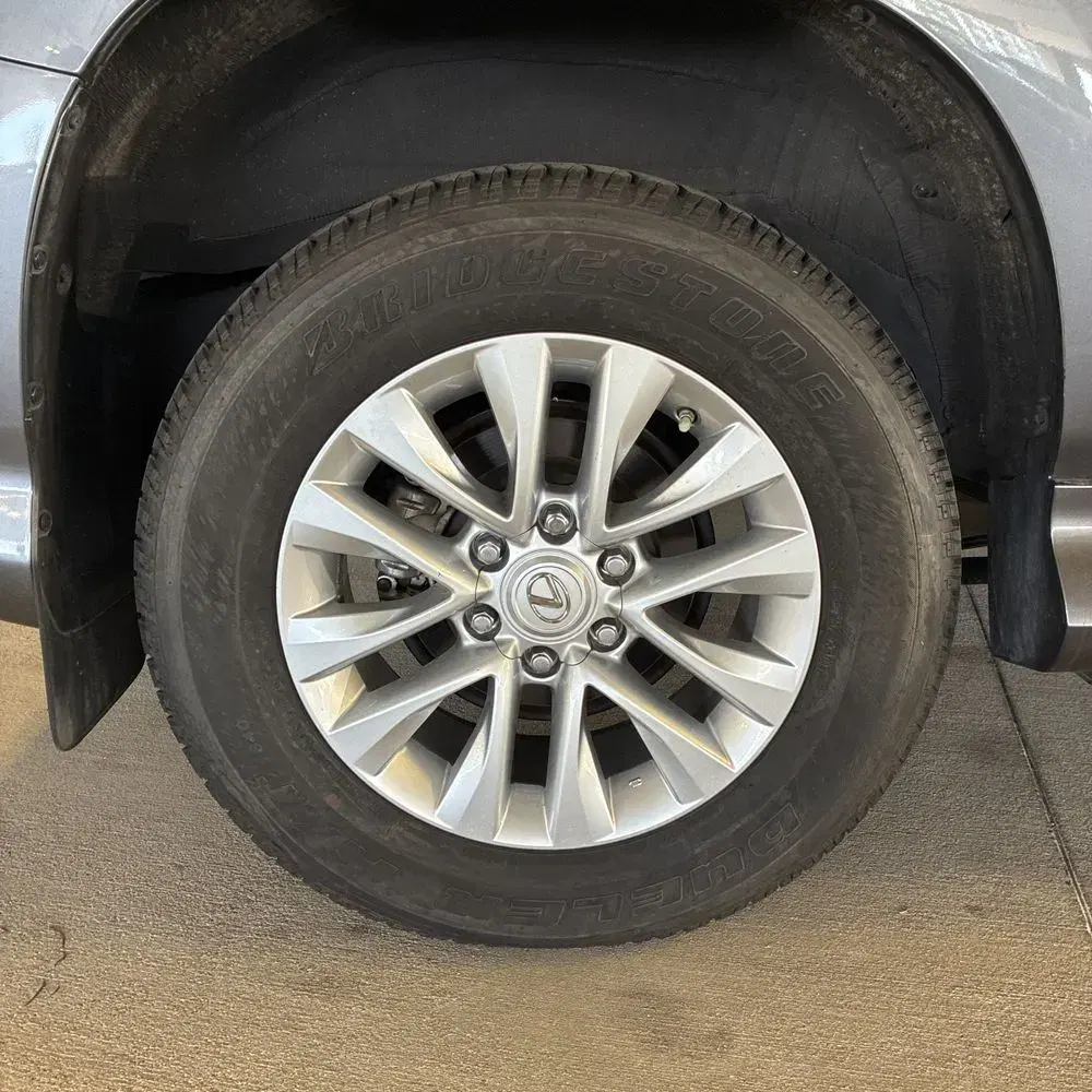 2023 Lexus GX 460 Base