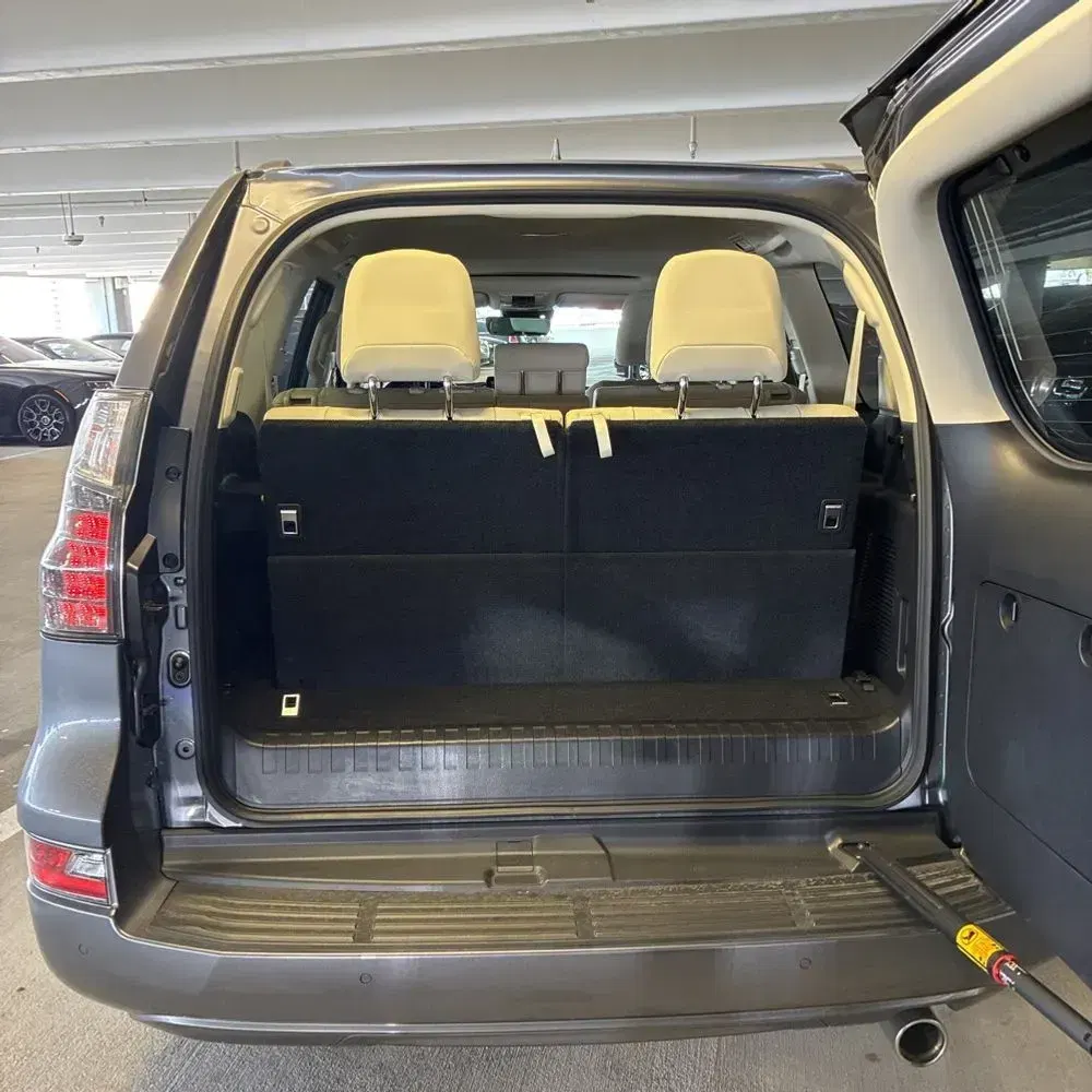 2023 Lexus GX 460 Base