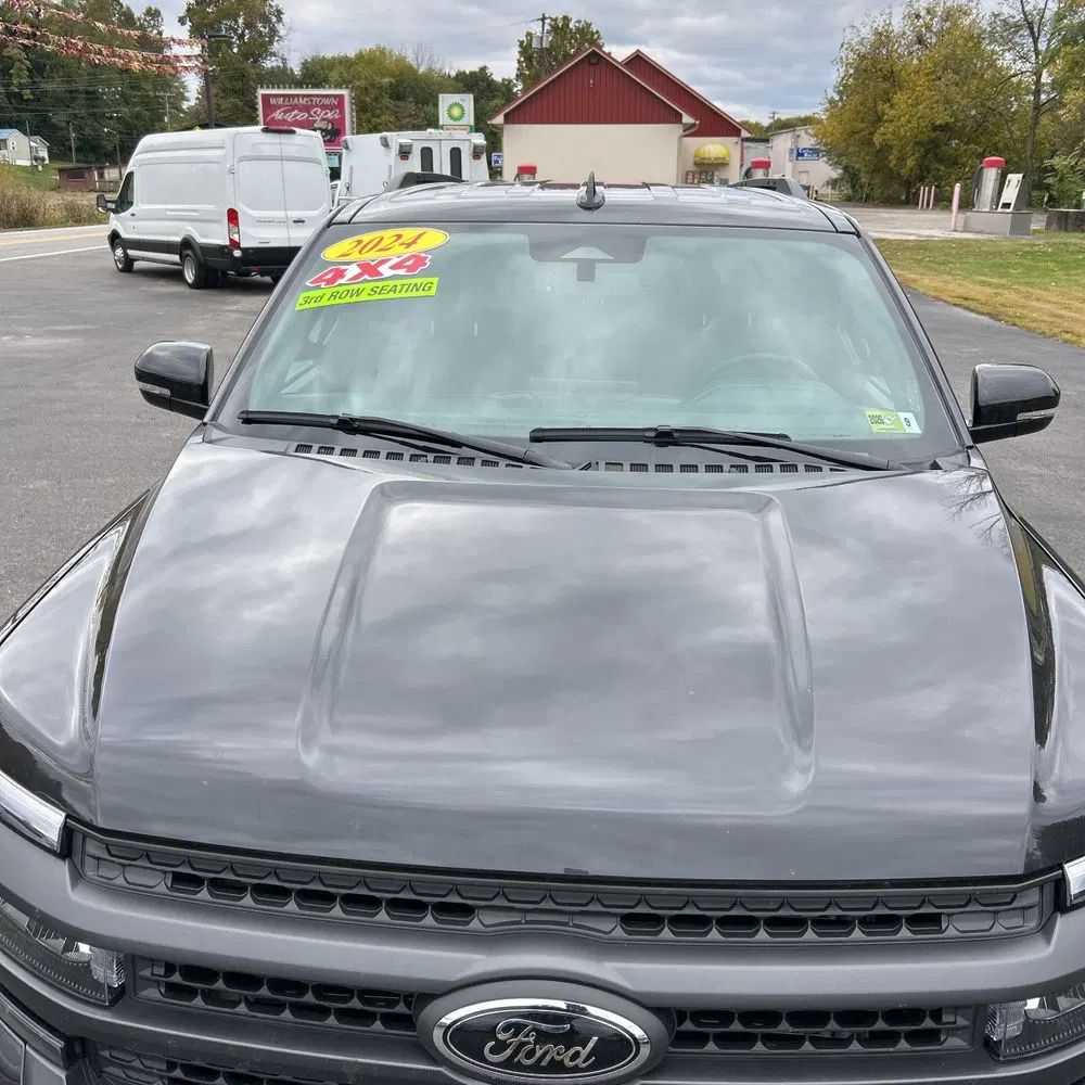 2024 Ford Expedition Timberline