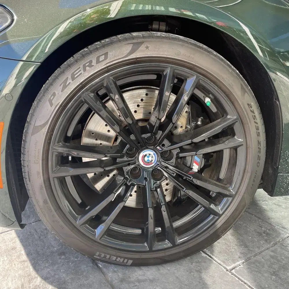 2023 BMW M5